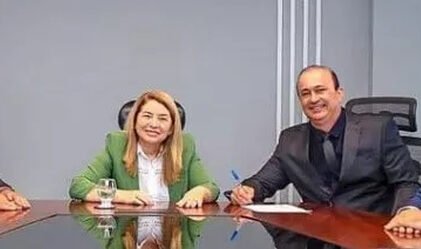 Iracema Vale ao lado de Marcus Brandão